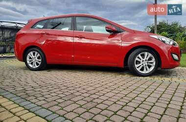 Универсал Hyundai i30 2015 в 
