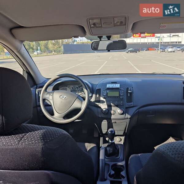 Хэтчбек Hyundai i30 2010 в Киеве фото 2 Хэтчбек Hyundai i30 2010 в Киеве