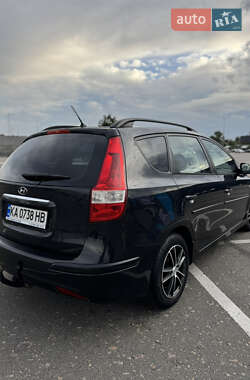 Универсал Hyundai i30 2010 в 
