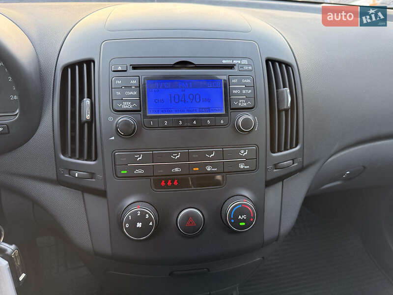 Хэтчбек Hyundai i30 2009 в Тернополе