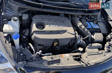 Хэтчбек Hyundai i30 2014 в 