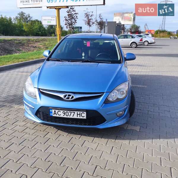 Хетчбек Hyundai i30 2011 в Луцьку