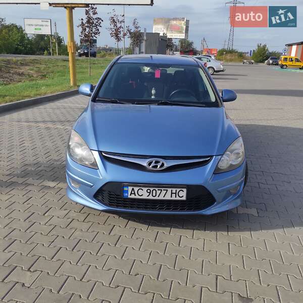 Хетчбек Hyundai i30 2011 в Луцьку