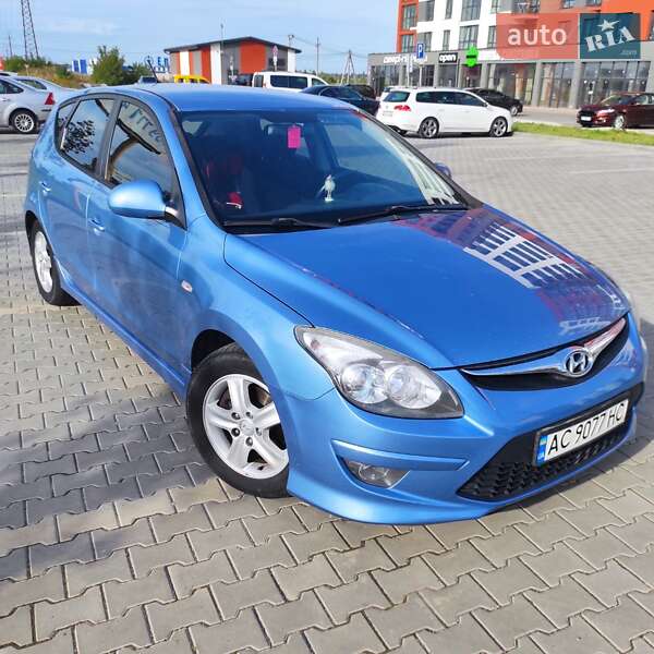 Хетчбек Hyundai i30 2011 в Луцьку