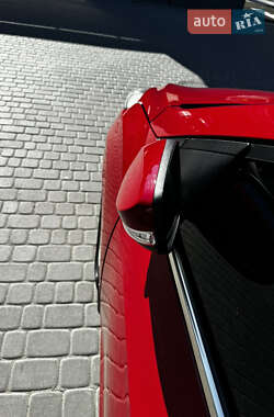 Хэтчбек Hyundai i30 2012 в 