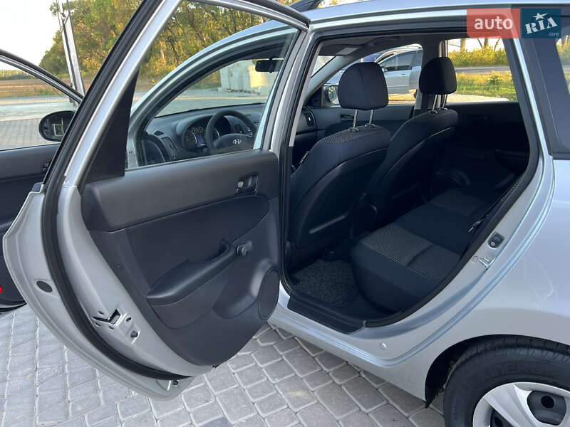 Универсал Hyundai i30 2009 в Виннице