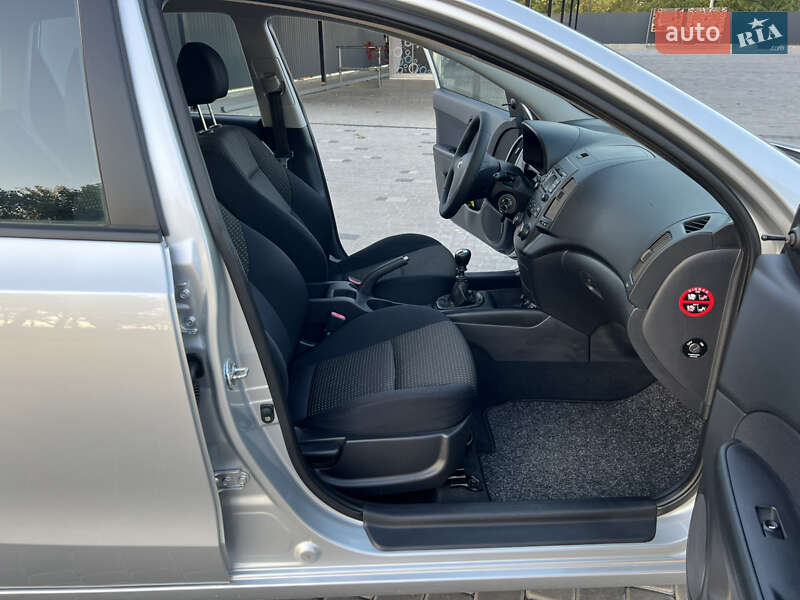 Универсал Hyundai i30 2009 в Виннице