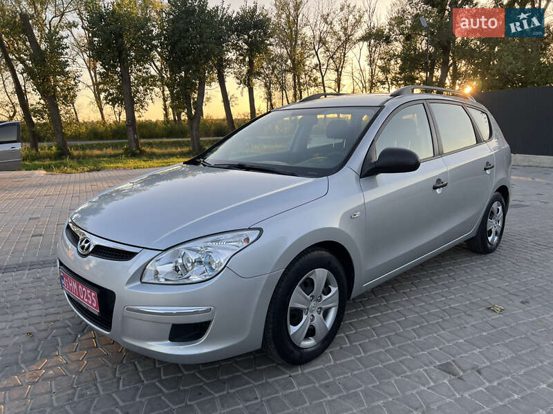 Универсал Hyundai i30 2009 в Виннице