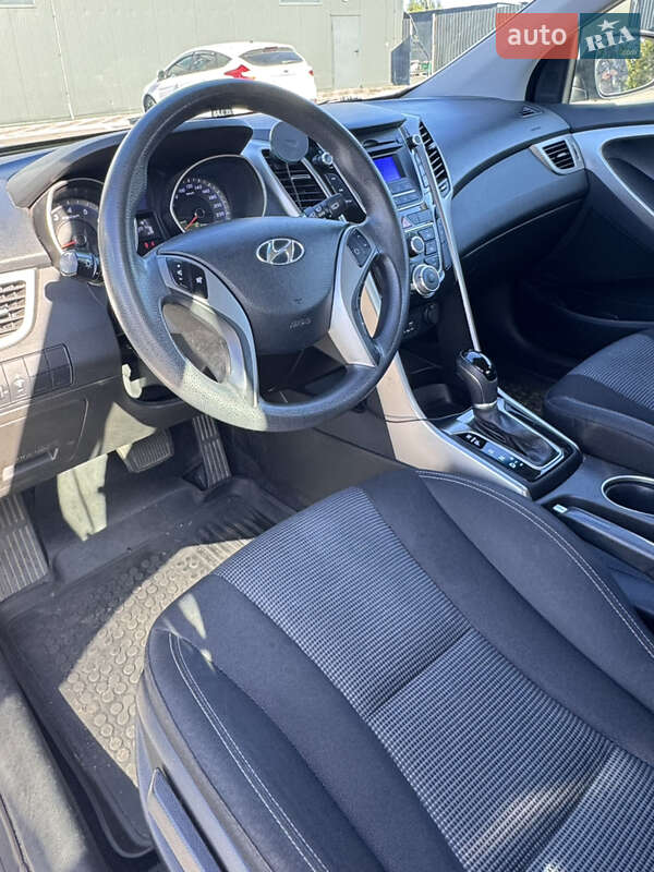 Хэтчбек Hyundai i30 2016 в Киеве