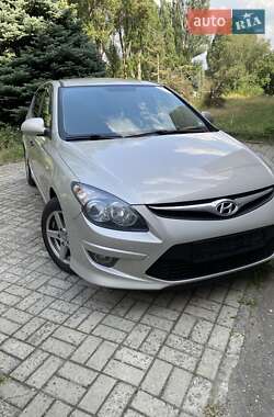 Хэтчбек Hyundai i30 2011 в Днепре