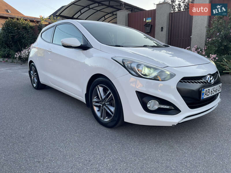 Хэтчбек Hyundai i30 2013 в Киеве