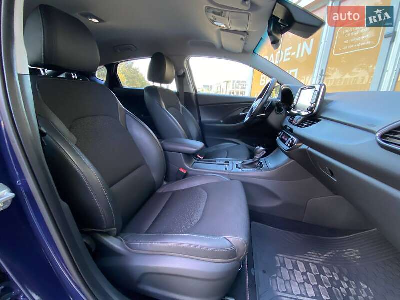 Фастбек Hyundai i30 2019 в Дніпрі