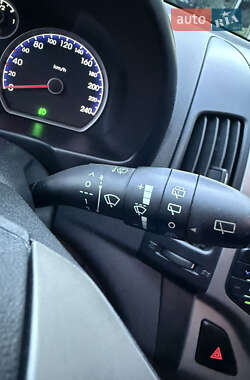 Хэтчбек Hyundai i30 2009 в 