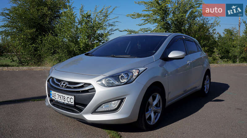Хэтчбек Hyundai i30 2013 в Кривом Роге