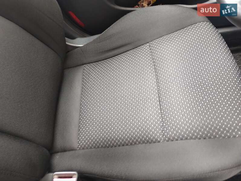 Універсал Hyundai i30 2010 в Жовкві фото 15 Універсал Hyundai i30 2010 в Жовкві