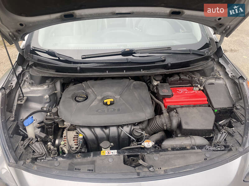 Хетчбек Hyundai i30 2014 в Києві