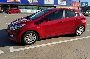 Хетчбек Hyundai i30 2012 в Прилуках