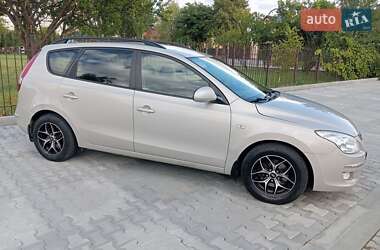 Универсал Hyundai i30 2008 в 