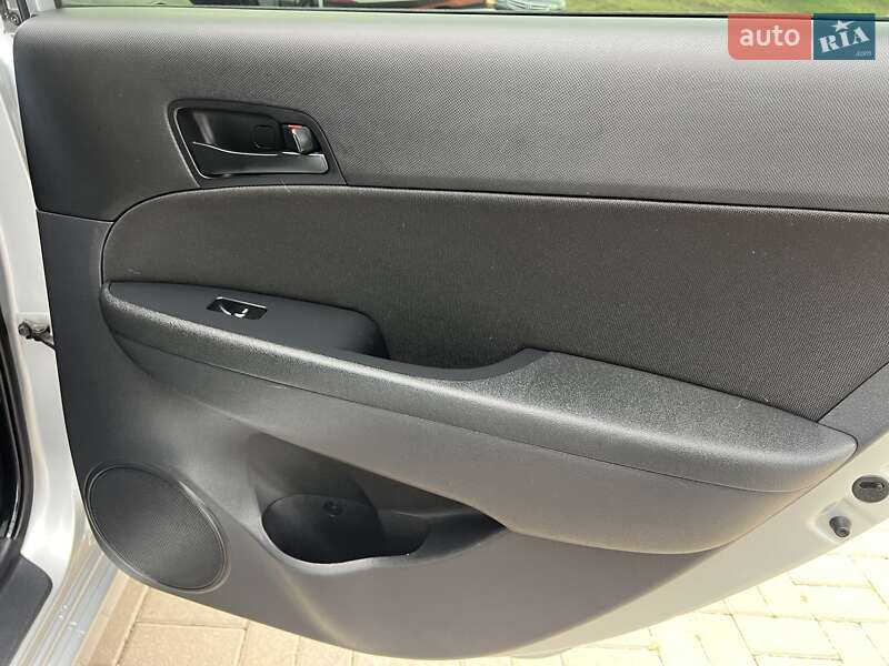 Универсал Hyundai i30 2011 в Киеве