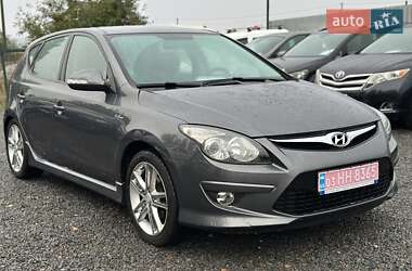 Хэтчбек Hyundai i30 2011 в Хмельницком