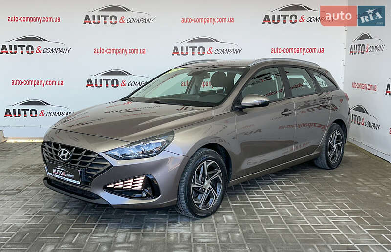 Hyundai i30 2021