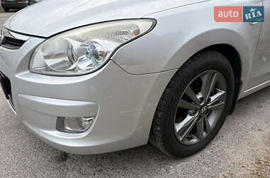 Хэтчбек Hyundai i30 2008 в 