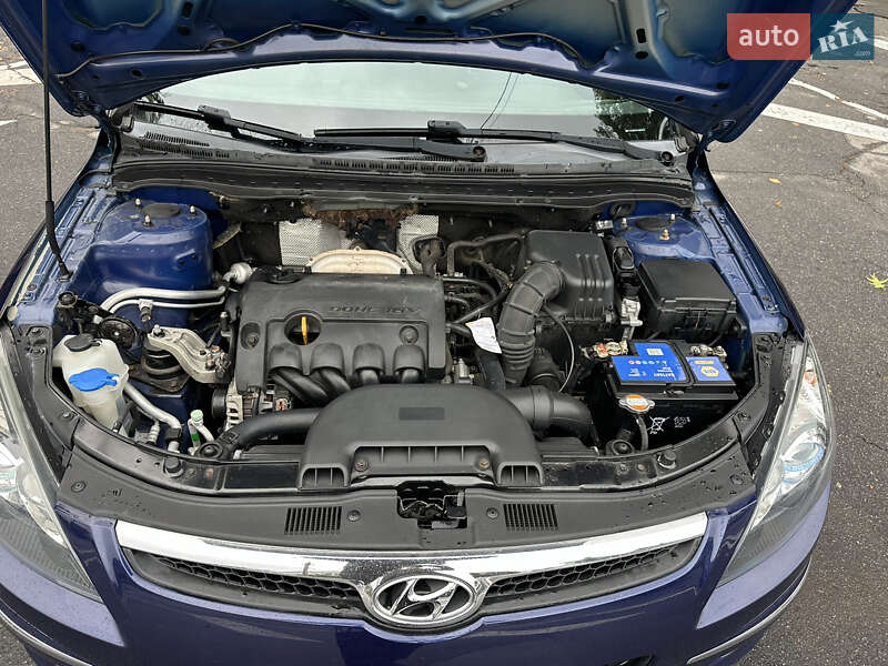 Универсал Hyundai i30 2010 в Виннице