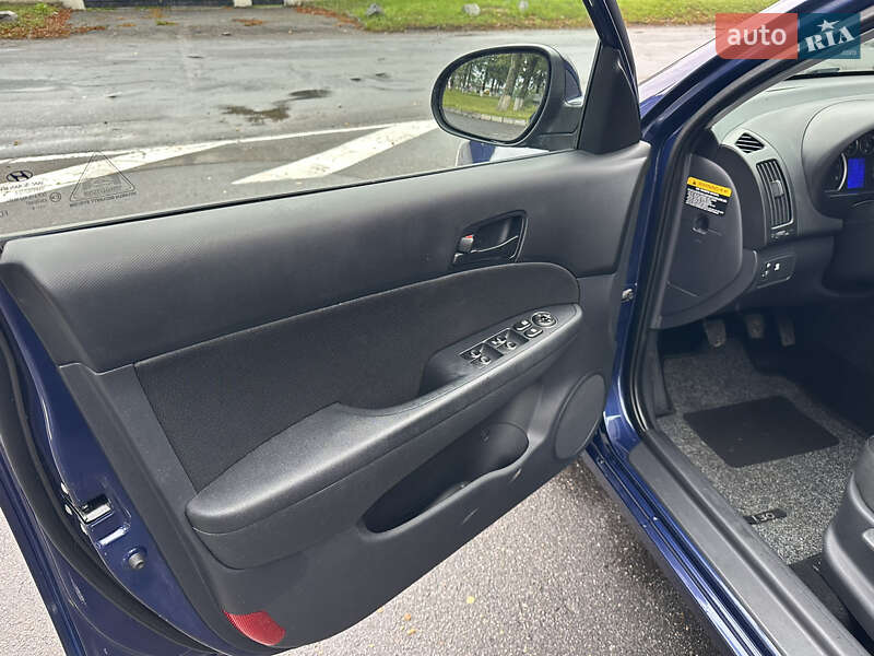 Универсал Hyundai i30 2010 в Виннице