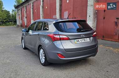 Универсал Hyundai i30 2013 в 