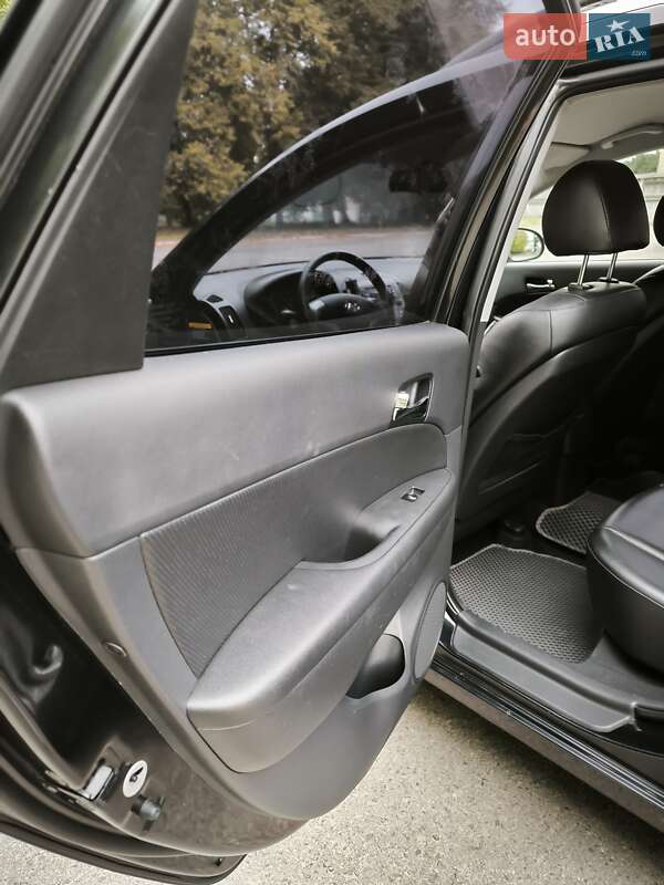 Универсал Hyundai i30 2008 в Белой Церкви