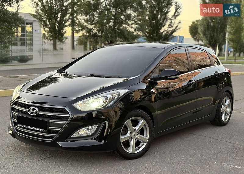 Хэтчбек Hyundai i30 2012 в Кременчуге