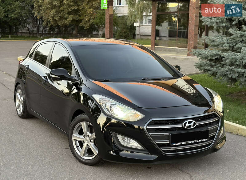 Хэтчбек Hyundai i30 2012 в Кременчуге