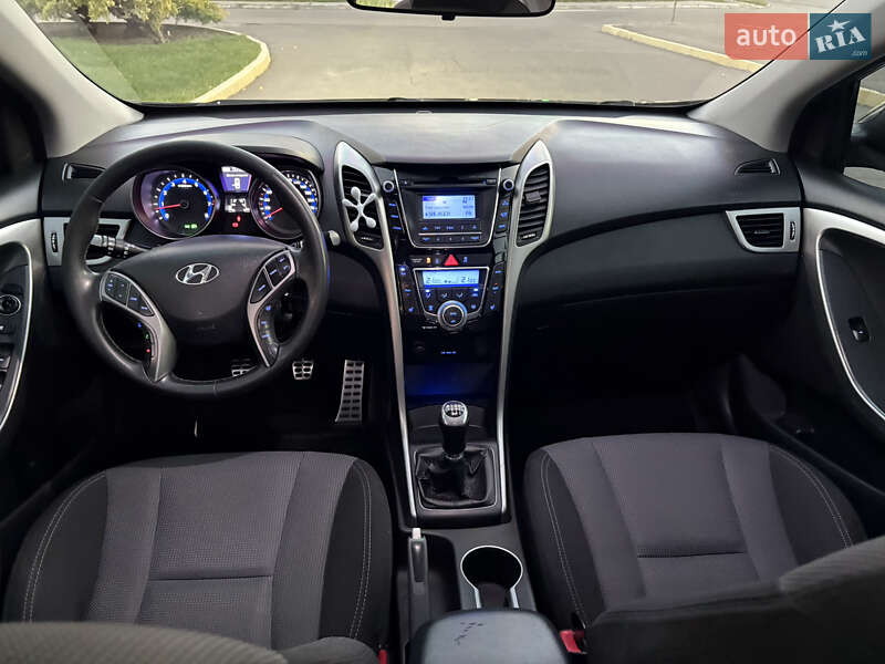 Хэтчбек Hyundai i30 2012 в Кременчуге