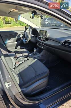 Хэтчбек Hyundai i30 2024 в 