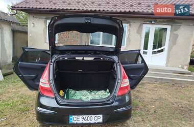 Хетчбек Hyundai i30 2009 в 