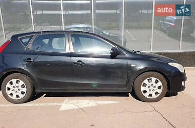 Универсал Hyundai i30 2007 в 