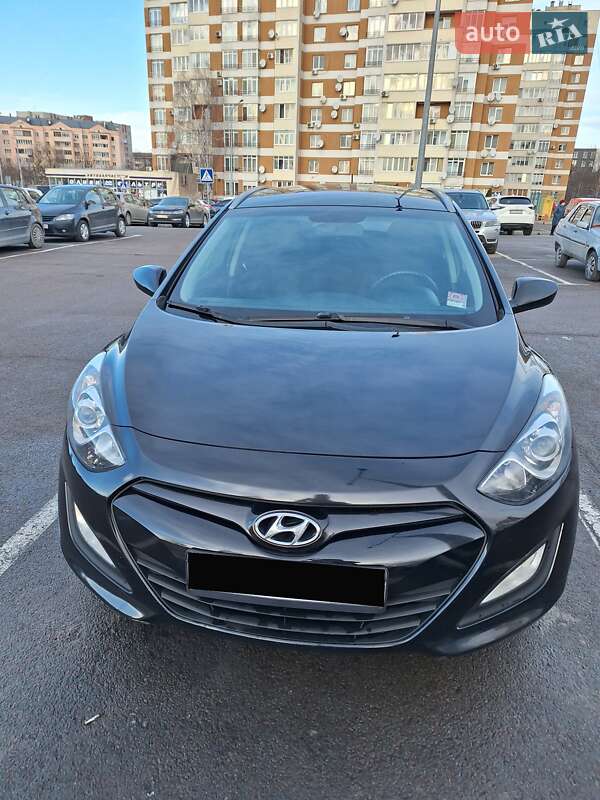 Универсал Hyundai i30 2013 в 