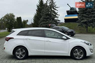 Универсал Hyundai i30 2016 в 