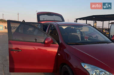 Хэтчбек Hyundai i30 2010 в Одессе