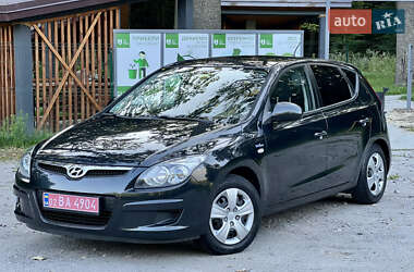 Хэтчбек Hyundai i30 2009 в Виннице
