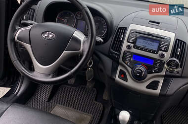 Универсал Hyundai i30 2008 в 