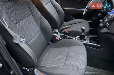 Хэтчбек Hyundai i30 2009 в 