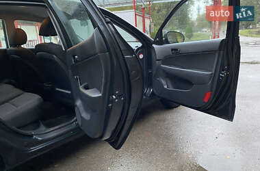 Хэтчбек Hyundai i30 2009 в 