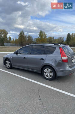 Универсал Hyundai i30 2011 в 