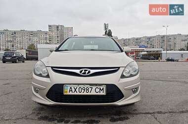 Hyundai i30 2011
