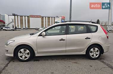 Универсал Hyundai i30 2011 в 