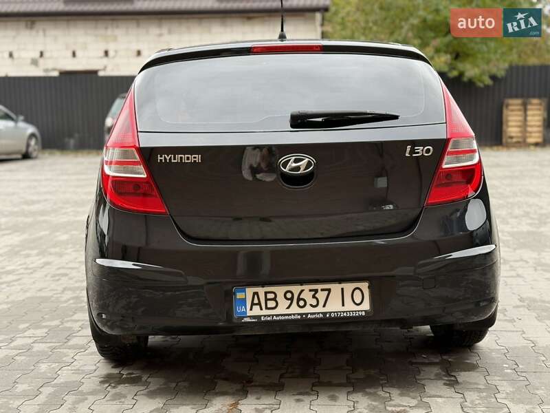 Хэтчбек Hyundai i30 2009 в Казатине