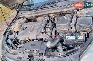 Хэтчбек Hyundai i30 2011 в 