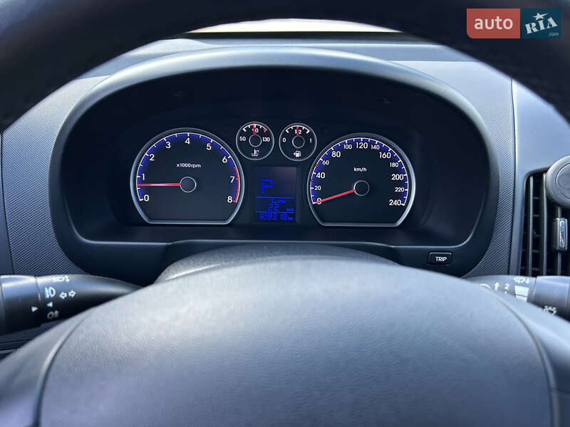 Хетчбек Hyundai i30 2010 в Дніпрі