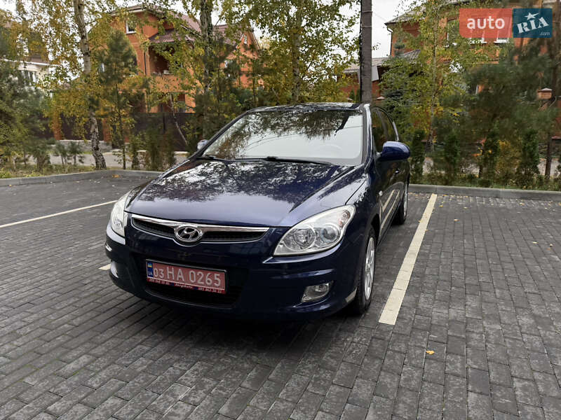Хэтчбек Hyundai i30 2008 в Полтаве